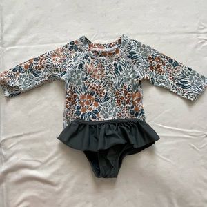 Rylee and Cru baby girls two piece swimsuit rash guard size 3-6 months